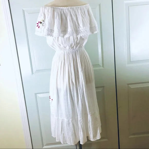Mexican Off Shoulder Dress Floral Embroidered Lace Gauzy Cotton Size L - Picture 9 of 15